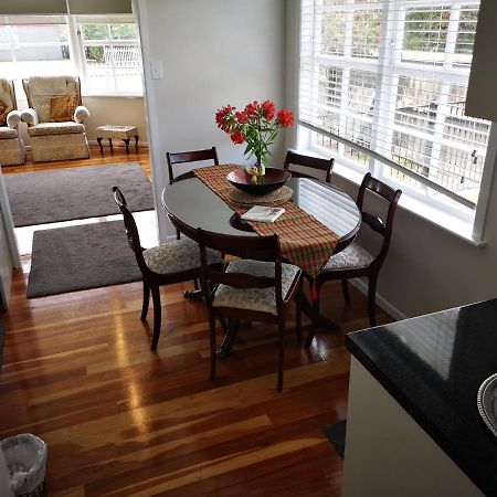 Cheerful 4 Bedroom Holiday Home Rotorua Exterior foto